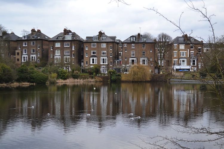 Homes in Hampstead